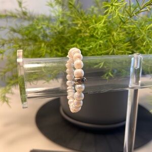 Elegant Pearl Bracelet